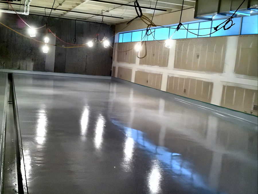 Glossy grey Eco-HTS 100 floor across a laboratory in the UBC Biological Sciences Building